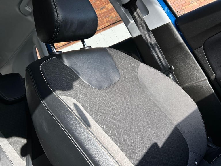 2022 Vauxhall Grandland 1.2 Turbo GS Line SUV 5dr Petrol Manual Euro 6 (s/s) (130 ps) SUV PETROL ...