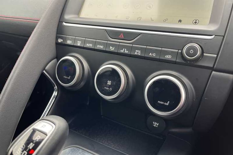 2020 Jaguar E-Pace 2.0 D180 Chequered Flag SUV 5dr Diesel Auto AWD Euro 6 (s/s) (180 ps) SUV Dies...