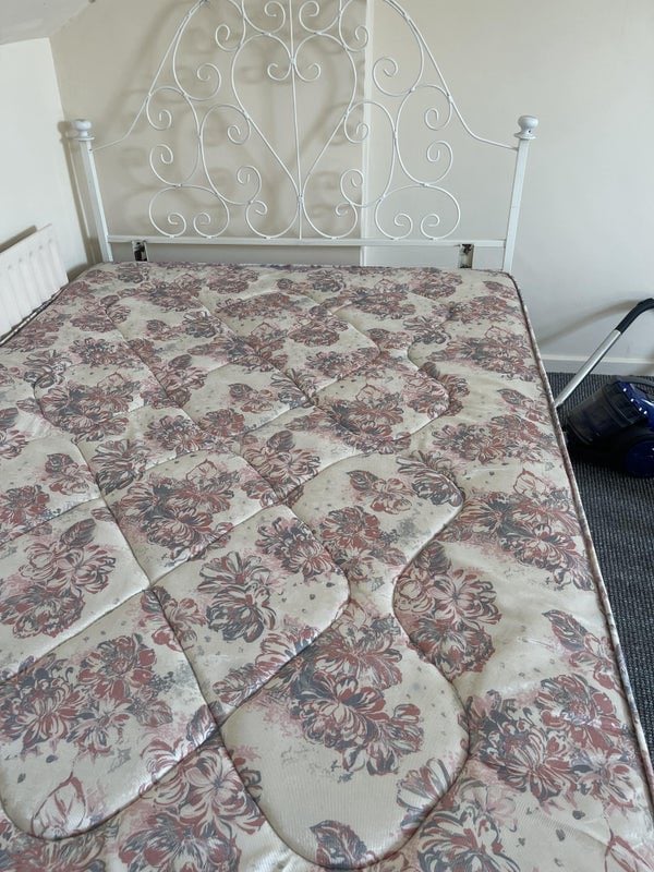 STUDIO FLAT TO RENT / All Bills Included / WF1 / Furnished / For Let / Wakefield