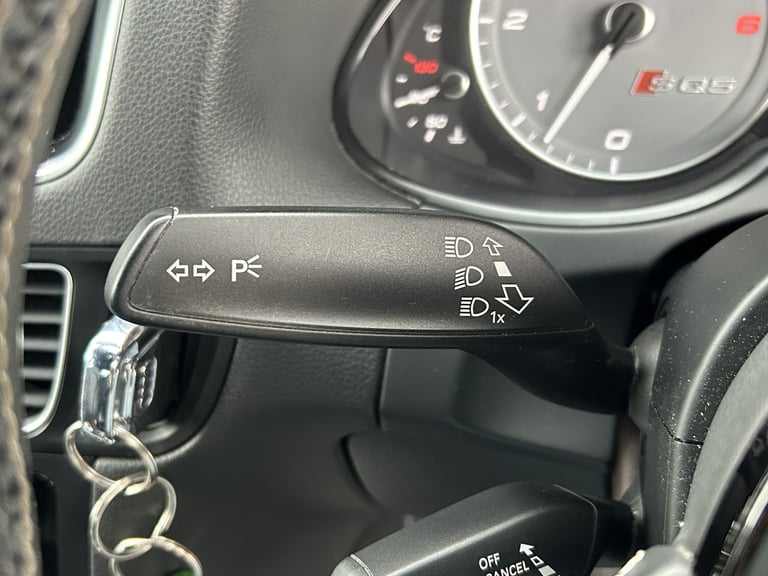 AUDI SQ5 3.0 BiTDI V6 2016