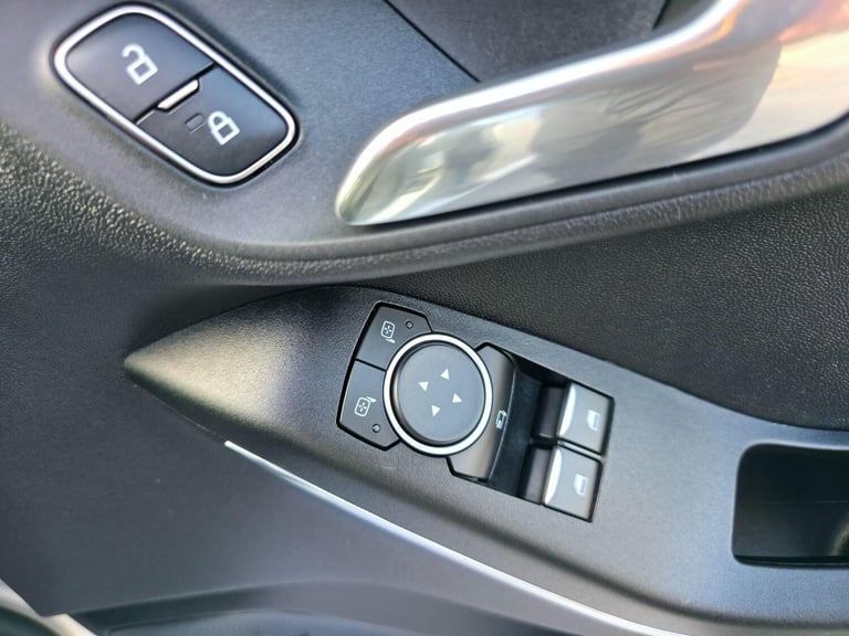 2019 Ford Fiesta 1.0T EcoBoost Titanium Euro 6 (s/s) 5dr HATCHBACK Petrol Manual