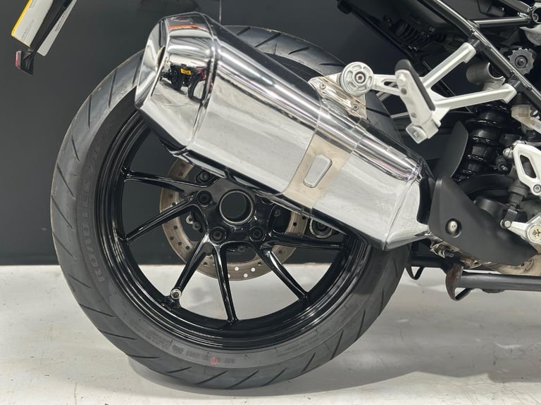 STUNNING LOW MILEAGE 2021/21 BMW R 1250 R SPORT MOTORYCLE 