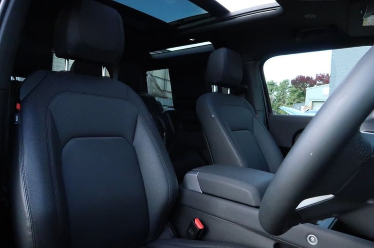 2022 LAND ROVER DEFENDER 3.0 D250 MHEV X-DYNAMIC SE SUV 3DR DIESEL AUTO 4WD 