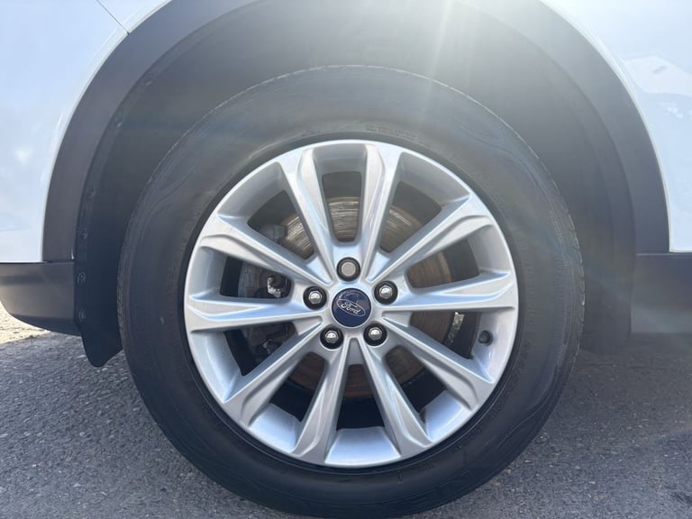 2016 Ford Kuga 2.0 TDCi Titanium SUV 5dr Diesel Manual 2WD Euro 6 (s/s) (150 ps) HATCHBACK Diesel...