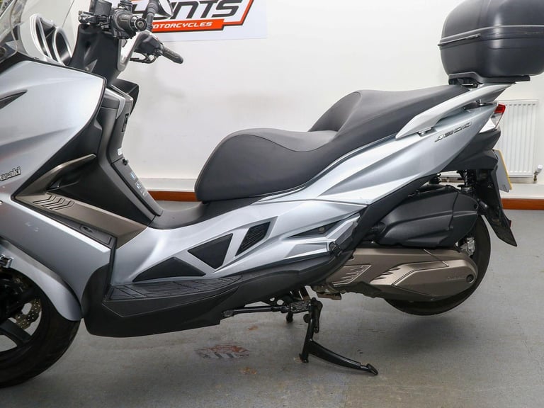 2015, '15 reg. Kawasaki J300 Special Edition ABS Scooter. 3,548 MILES. £2,995