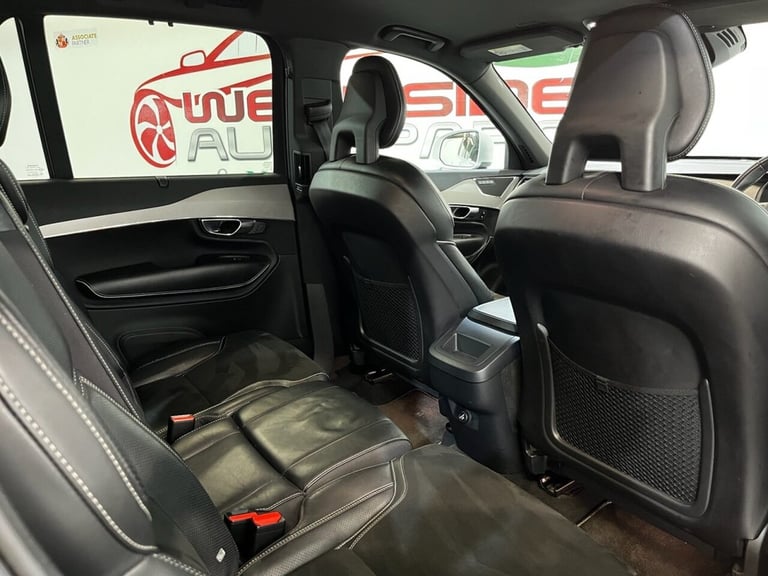 2017 Volvo XC90 2.0 D5 PowerPulse R-Design SUV 5dr Diesel Auto 4WD Euro 6 (s/s) (235 ps) ESTATE D...