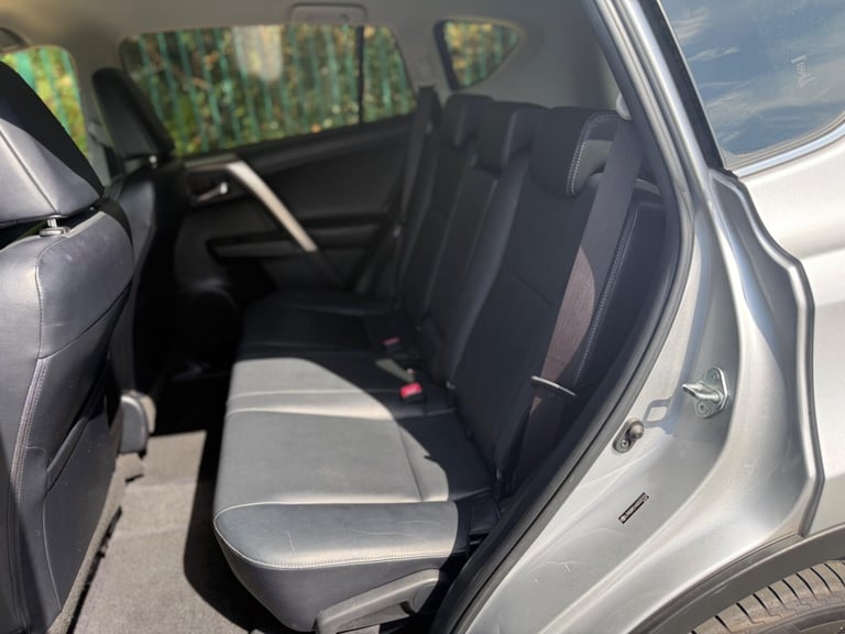 2014 Toyota RAV4 2.2 D-CAT Invincible Auto 4WD Euro 5 5dr ESTATE Diesel Automatic