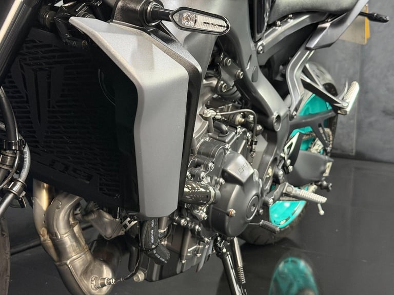 2024 Yamaha MT-09 900 Hyper-naked Euro 5
