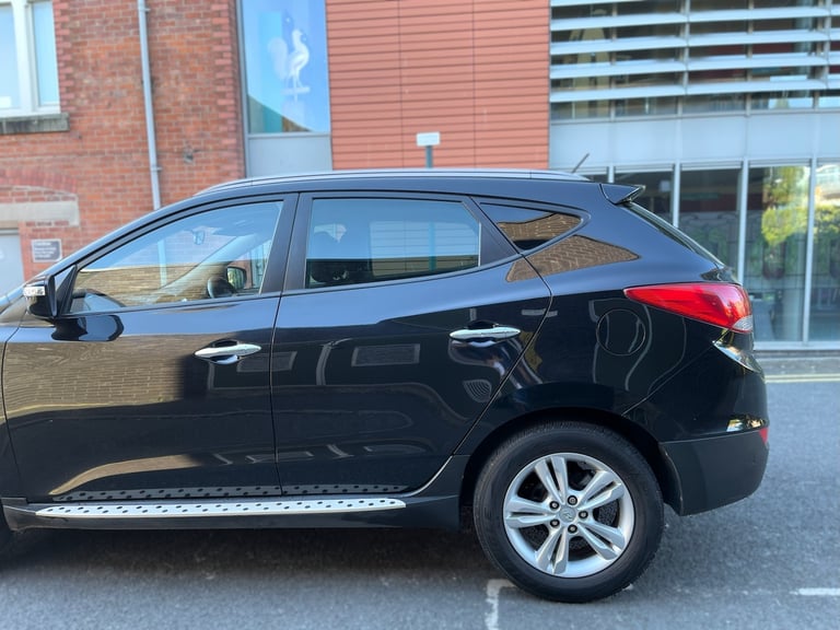2012 Hyundai Ix35  ix35 1.7 CRDi Premium SUV 5dr Diesel Manual Hatchback Diesel Manual