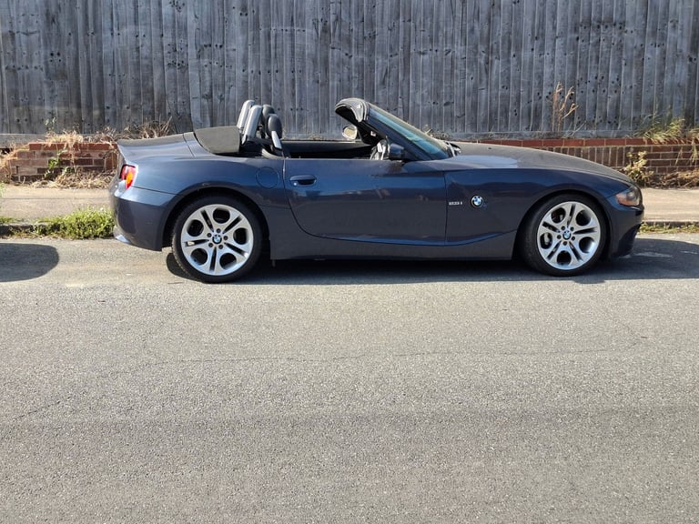 BMW, Z4, Convertible, 2003, Manual, 2494 (cc), 2 doors