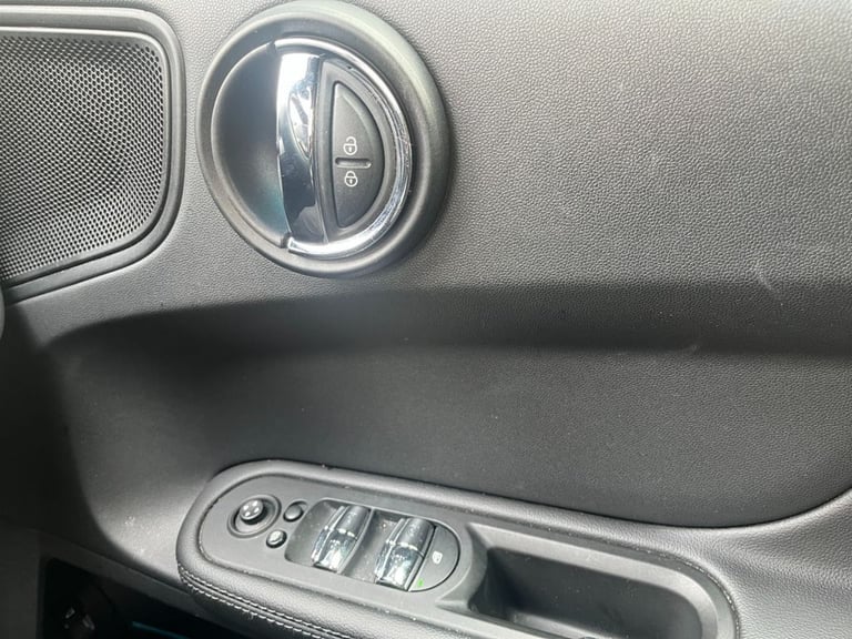 2019 19 MINI COUNTRYMAN 1.5 COOPER SUV 5DR PETROL STEPTRONIC EURO 6 (S/S) (136 P