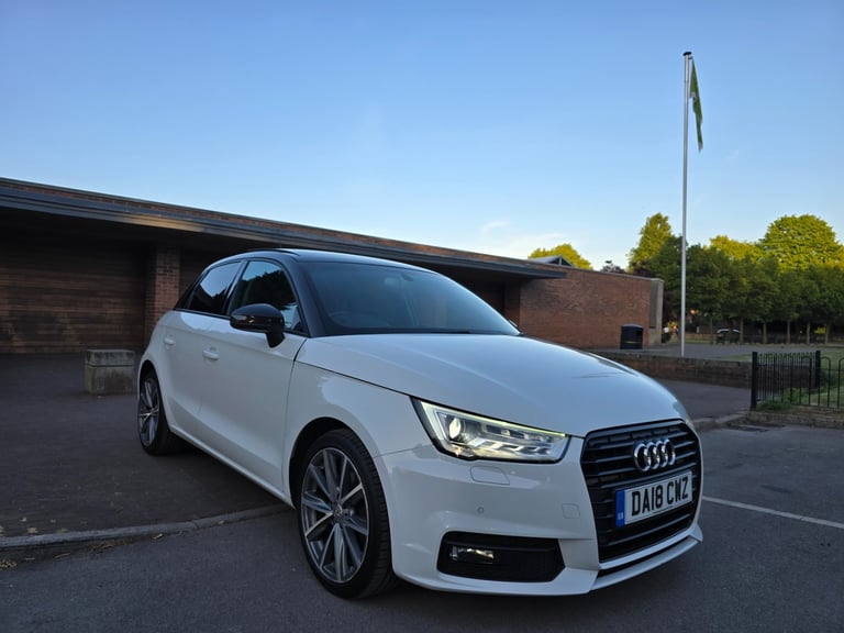 A1 1.4 TFSI SPORT AUTO S TRONIC PANORAMIC ROOF NAV LEATHER XENON 44K 