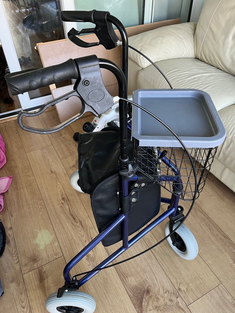 image for Tri walker 