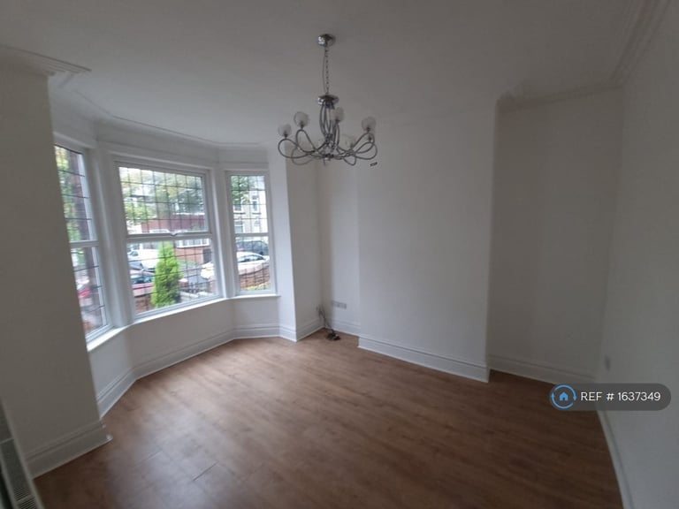 image for 4 bedroom house in Sycamore Avenue, Leeds, LS15 (4 bed) (#1637349)