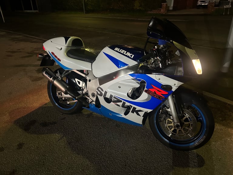 1999 Suzuki gsxr 600 srad 