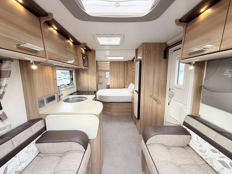 2017 BAILEY UNICORN VIGO LUXURY TOURING CARAVAN