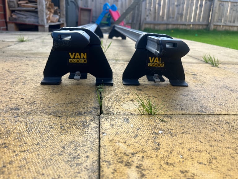 ROOF BARS