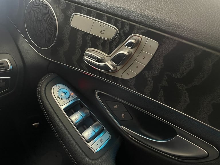 2018 Mercedes-Benz C Class 2.1 C220d AMG Line (Premium) Saloon 4dr Diesel G-Tronic+ Euro 6 (s/s) ...