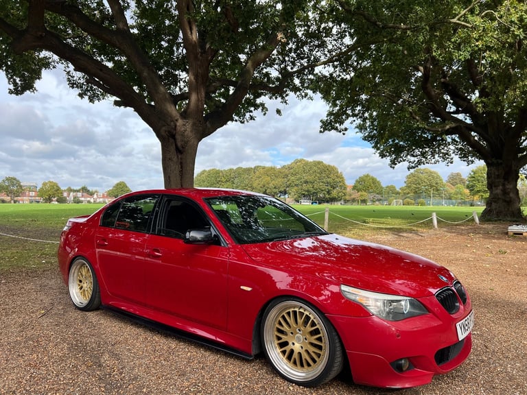 BMW 530D COBRA IMOLA RED MSPORT