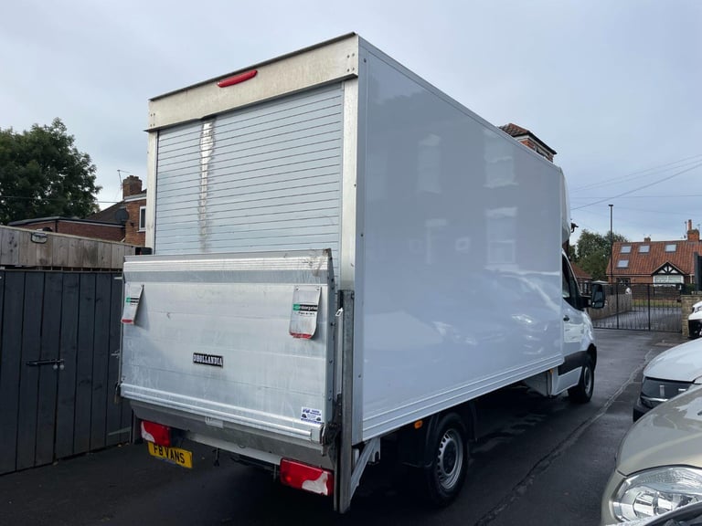 MERCEDES-BENZ SPRINTER 2.0 CDI 315 PROGRESSIVE 14FT LUTON WITH TAIL LIFT EURO 6