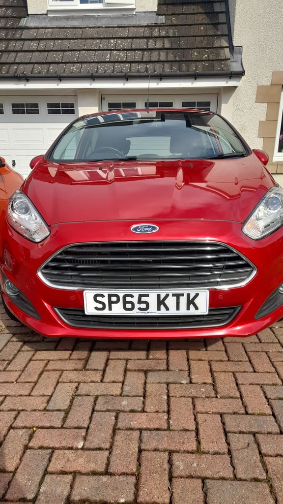 Ford FIESTA Titanium 1.0 ecoboost, 2015, 5dr manual, FSH, MOT 21/7/26,£20 Road tax, High spec car