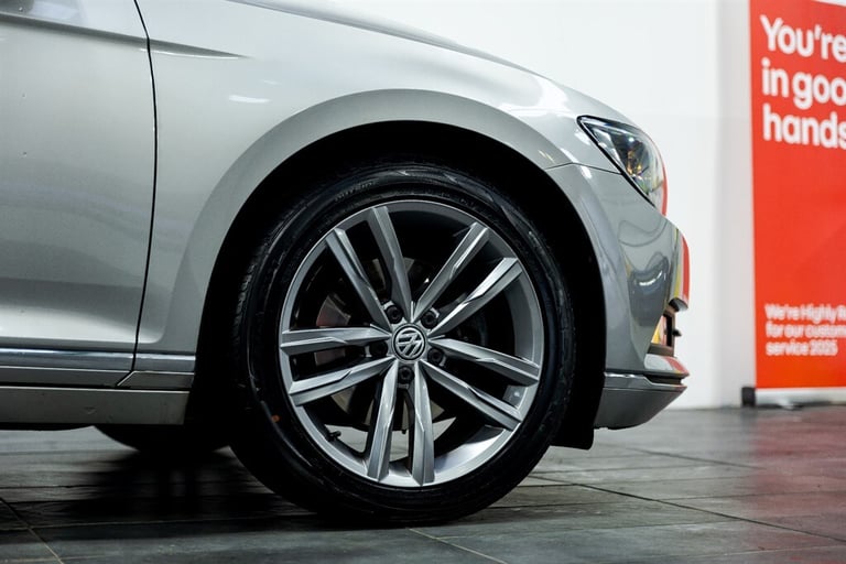 2016 Volkswagen Passat GT TDI BLUEMOTION TECHNOLOGY Saloon Diesel Manual