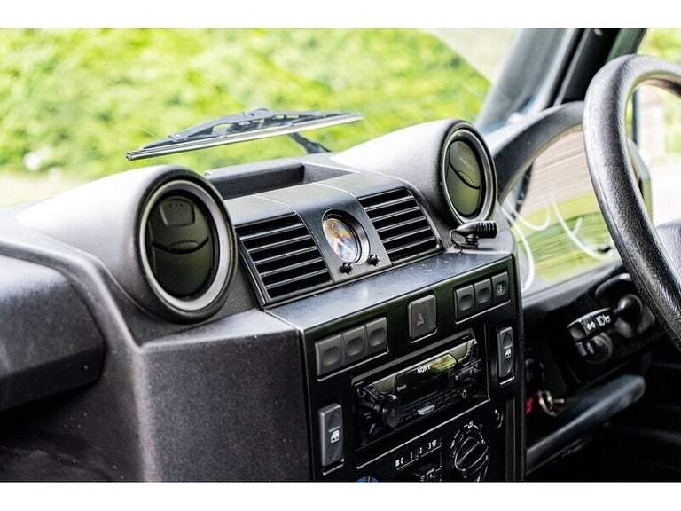 2007 Land Rover Defender 110 County Double Cab Diesel Manual