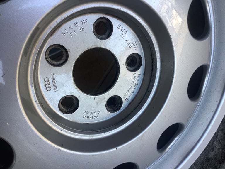 Pepper Pot style alloy wheels