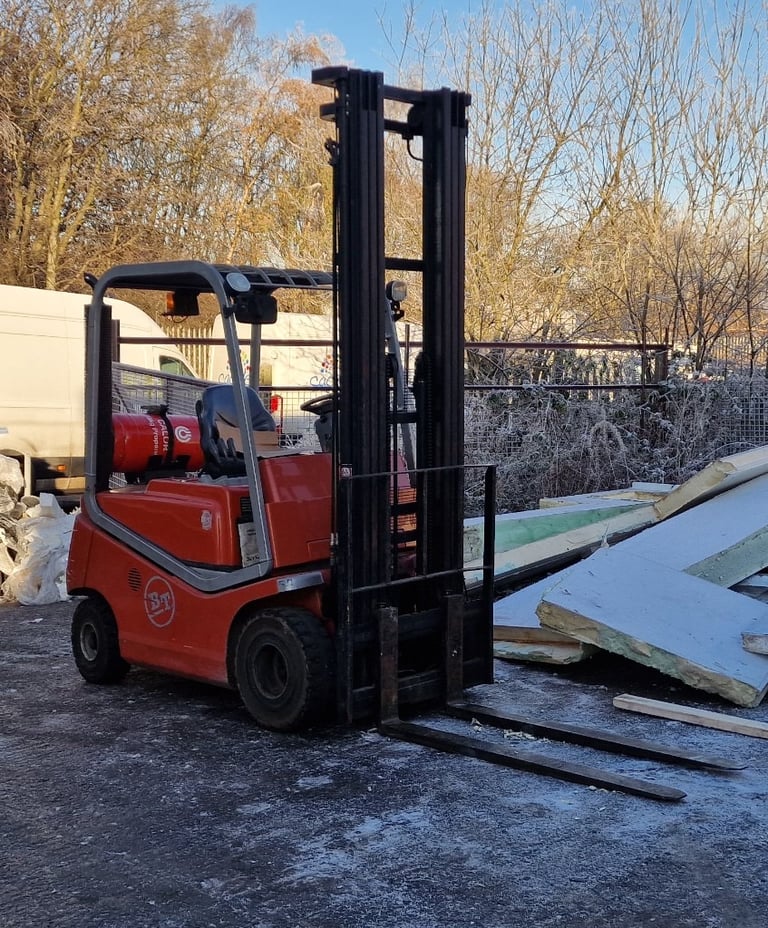 Toyota bt forklift 1.8 gas lpg extra long forks in Bearsden, Glasgow