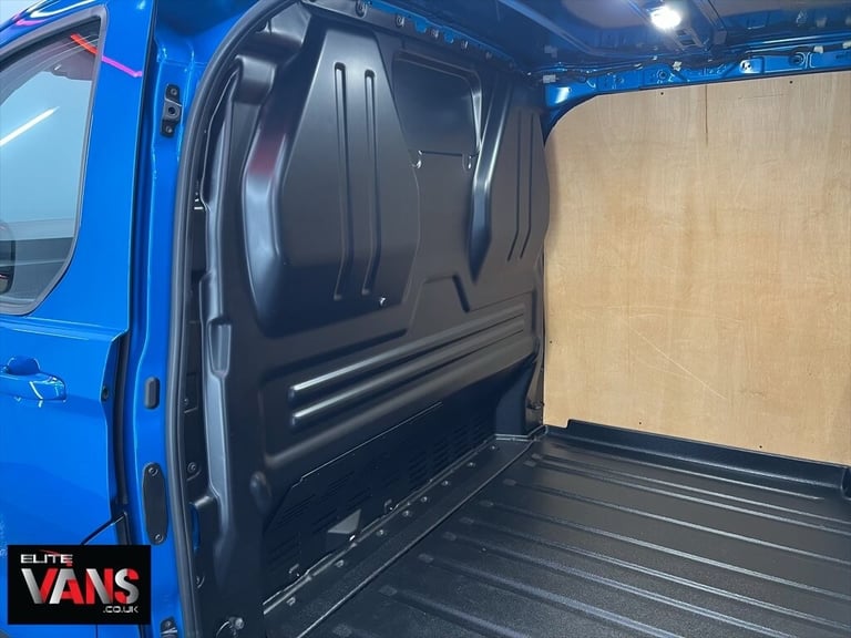 2024 Ford Transit Custom 160kW 65kWh H1 L1 Van Sport Auto Van  Electric Automatic