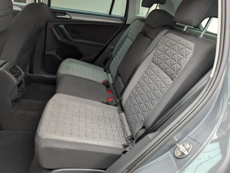 2022 Volkswagen Tiguan 1.5 TSI Life SUV 5dr Petrol DSG Euro 6 (s/s) (150 ps) PARKING SENSORS+LANE...