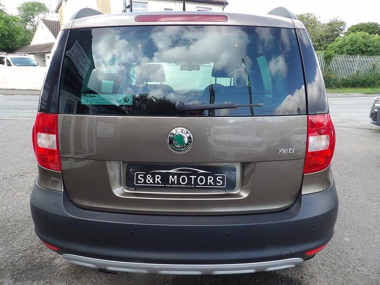 2012 Skoda Yeti 1.2 TSI Elegance 5dr HATCHBACK PETROL Manual