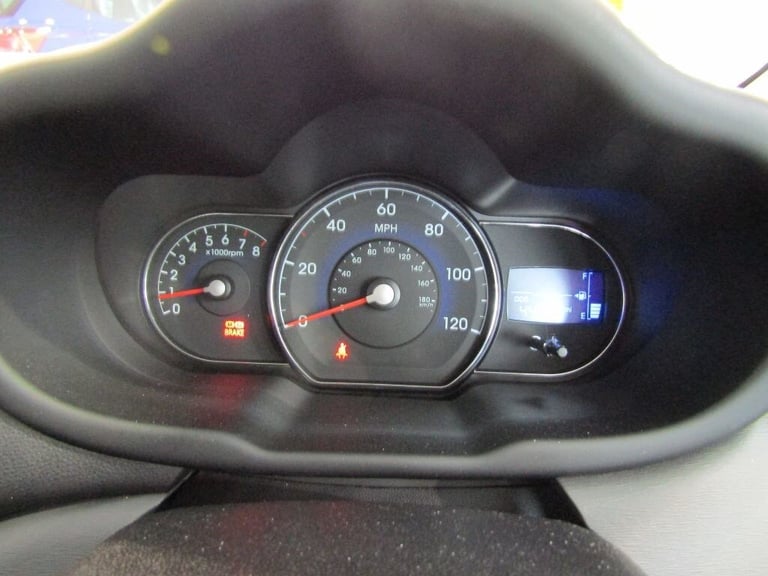 2014 Hyundai i10 1.2 Active 5dr HATCHBACK PETROL Manual