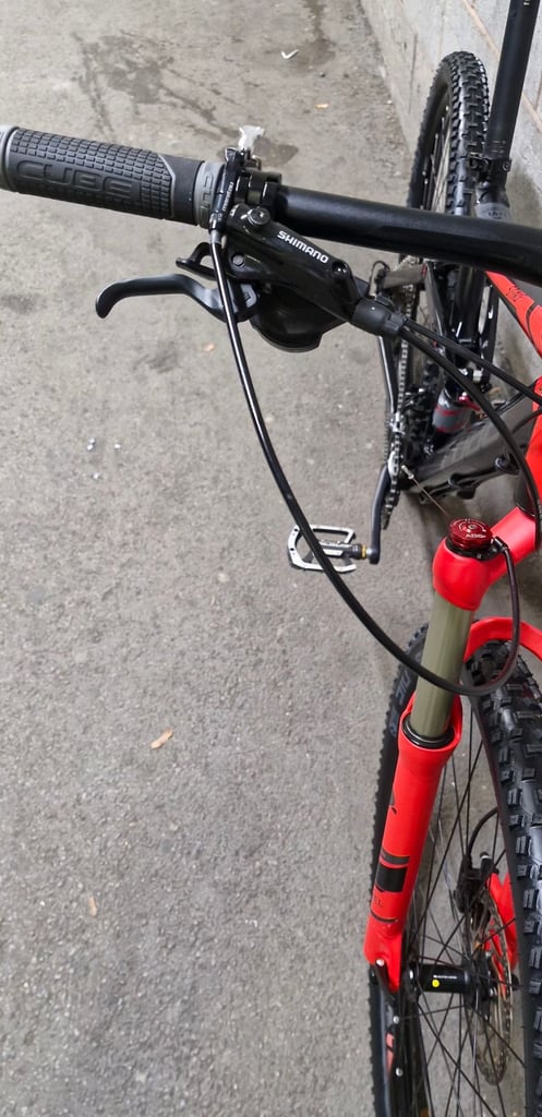 💥FULL SUS CUBE STING 29ER💥 [USED A COUPLE OF TIMES] HAS MANITOU REMOTE FORKSSIZE MEDIUM £600