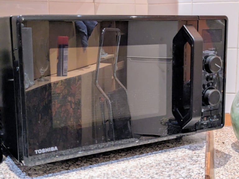 Toshiba 23L Digital Grill Microwave 
