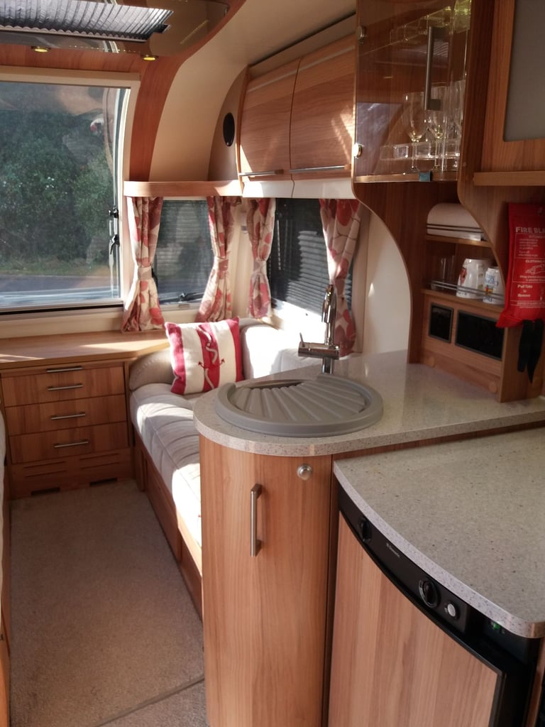 Bailey Unicorn Cadiz Series 2 Four Berth Caravan  2013