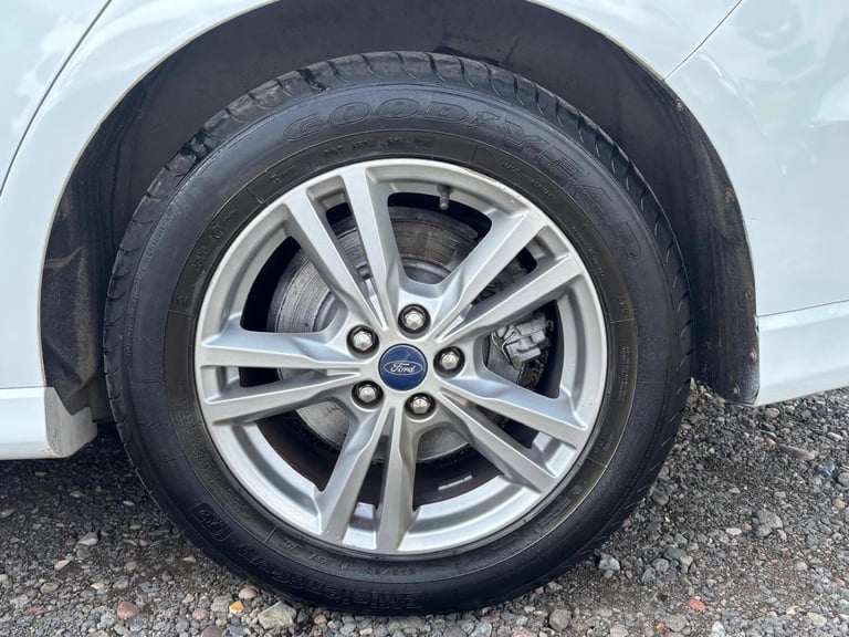 FORD S-MAX 2.0 TDCi Titanium 2017