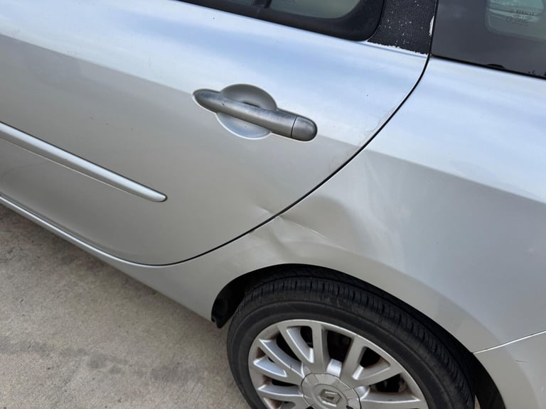 2010 Renault Clio 1.5 dCi Dynamique Sport Tourer 5dr (Tom Tom) ESTATE Diesel Manual