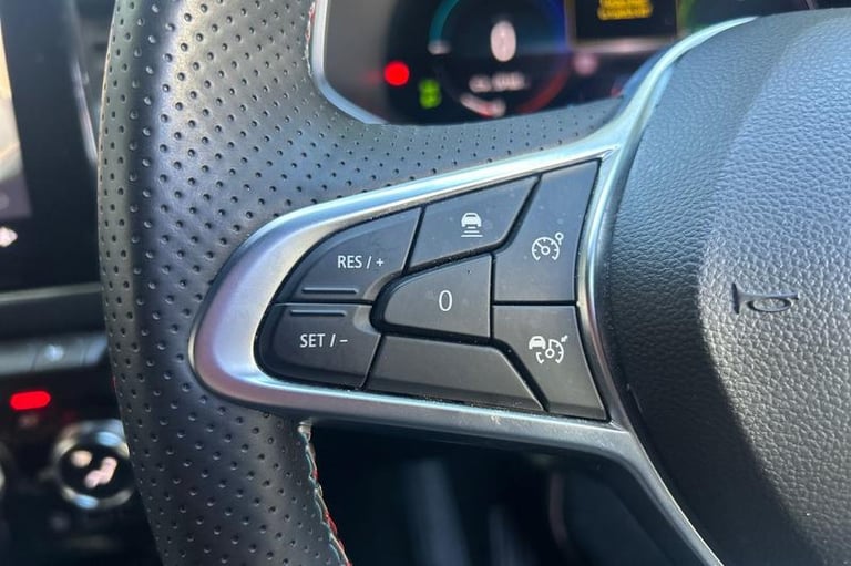 2024 Renault Clio 1.6 E-TECH full hybrid 145 Esprit Alpine 5dr Auto Automatic Hatchback Hybrid Au...