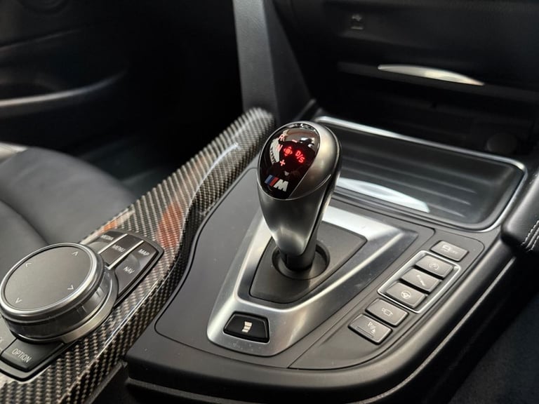 2019 BMW M4 DCT | ICONS |Over 5k of factory spec | Mperformance Carbon Kit | MPerforama Coupe Pet...