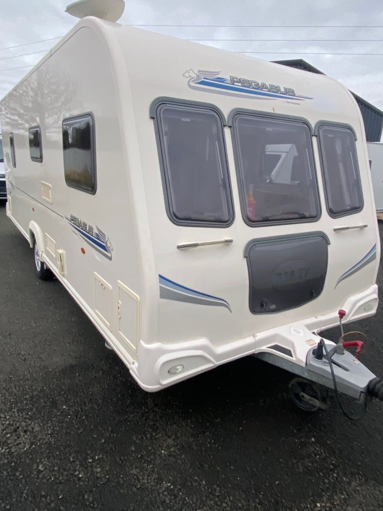 Baileys Pegasus 534 4 berth 2011 fixed bed end bathroom motor mover nice van 