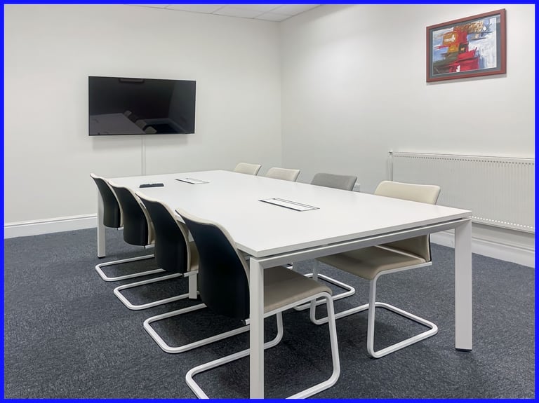 Hertford - SG14 1DW, Open plan office space for 10 people in HQ Maidenhead Street