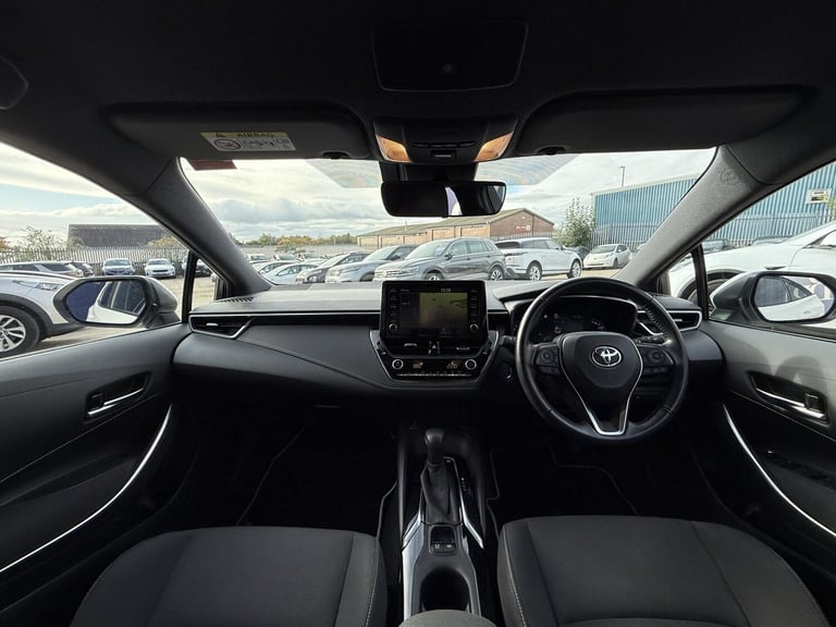 2019 Toyota Corolla 2.0 VVT-h Design Hatchback 5dr Petrol Hybrid CVT Euro 6 (s/s) (184 ps) Hatchb...