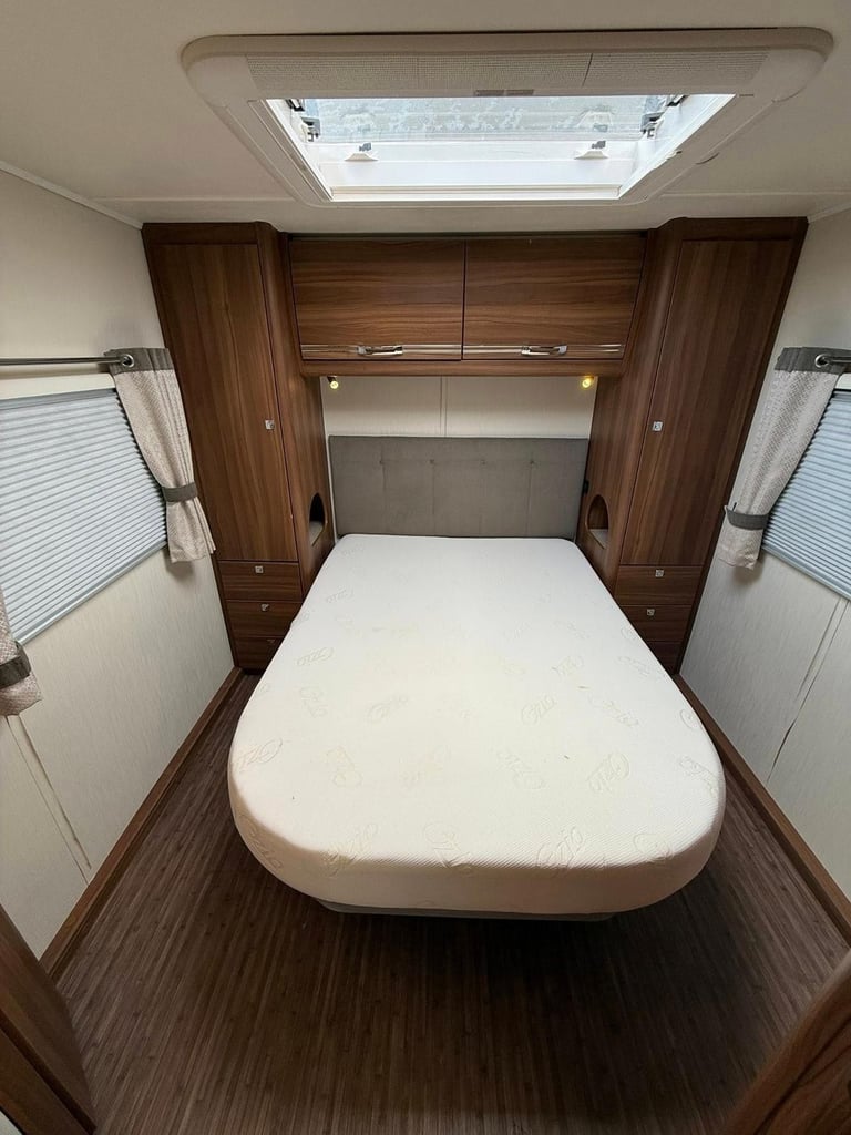 2015 BUCCANEER CARAVEL - 4 BERTH CARAVAN 