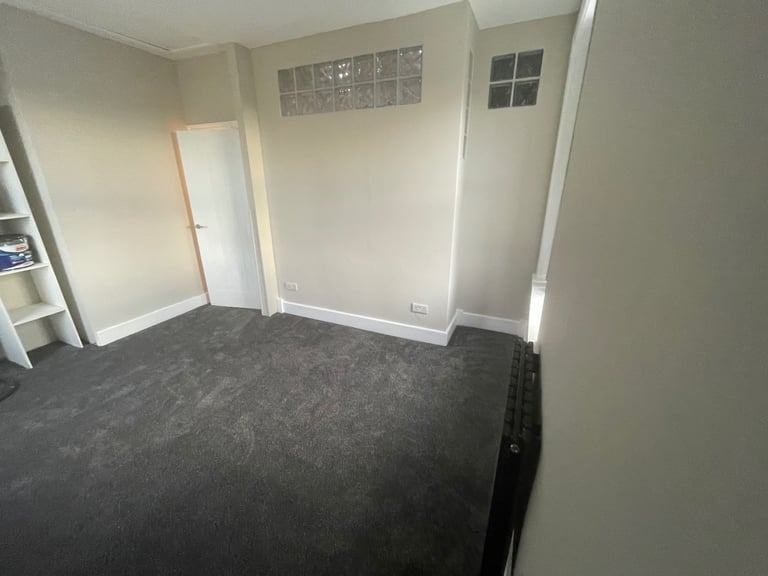 Property To Let Birkehshaw West Yorkshire 