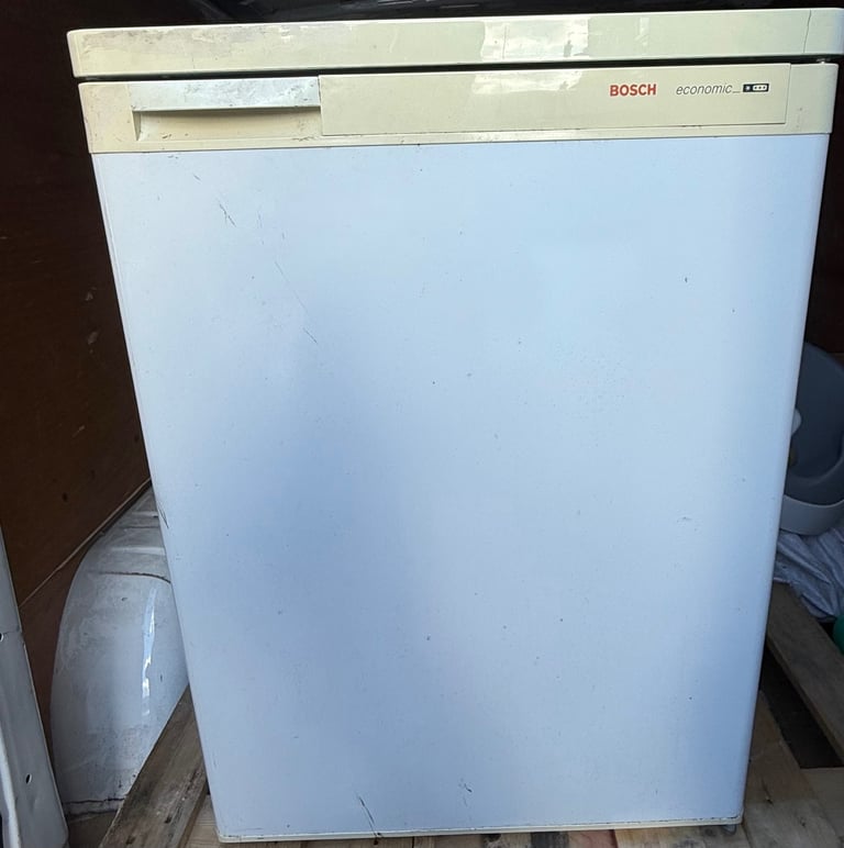 image for Bosch undercounter freezer 