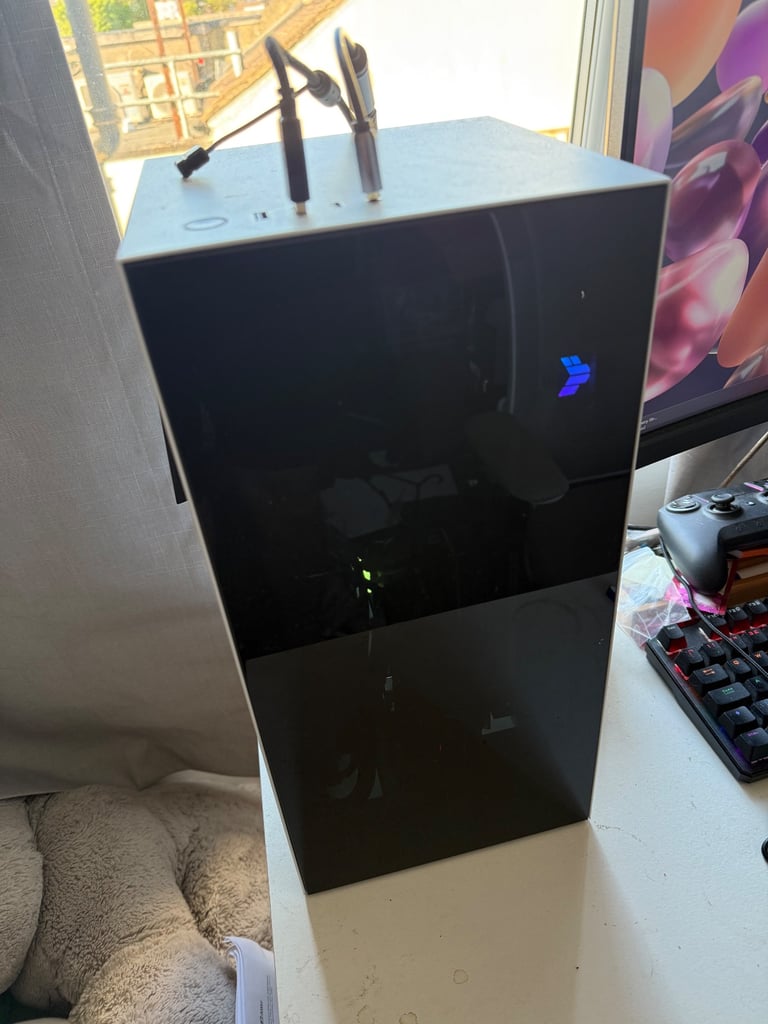 RTX4080 Super ITX Gaming PC - Ryzen 7800X3D, 32GB DDR5 6200... 