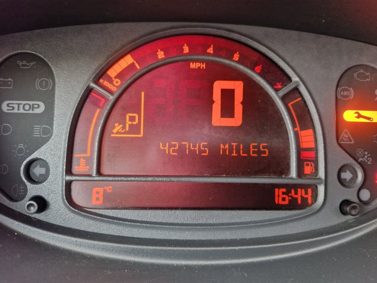 2008 Renault Grand Modus 1.6 Dynamique 5dr Auto HATCHBACK Petrol Automatic
