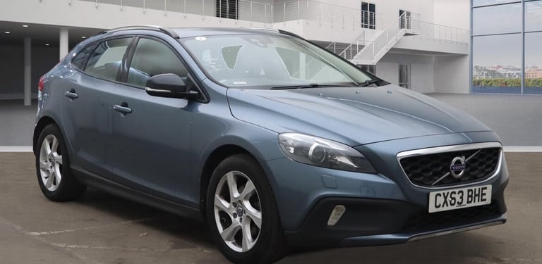 2013 Volvo V40 D2 Cross Country Lux 5dr HATCHBACK Diesel Manual