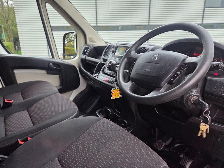 2018 Peugeot Boxer 2.0 BlueHDi 435 Professional L4 H2 Euro 6 5dr PANEL VAN Diesel Manual